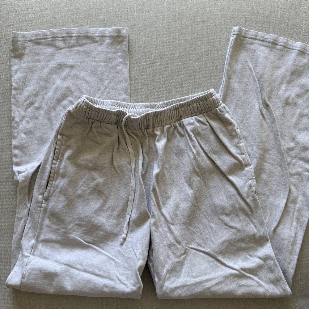Brandy Melville Light Gray Drawstring Sweatpants/Lounge Pants